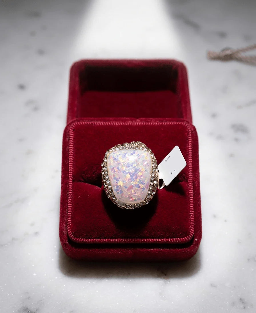 خاتم أوبال كريستال مميز | Opal Crystal Statement Ring